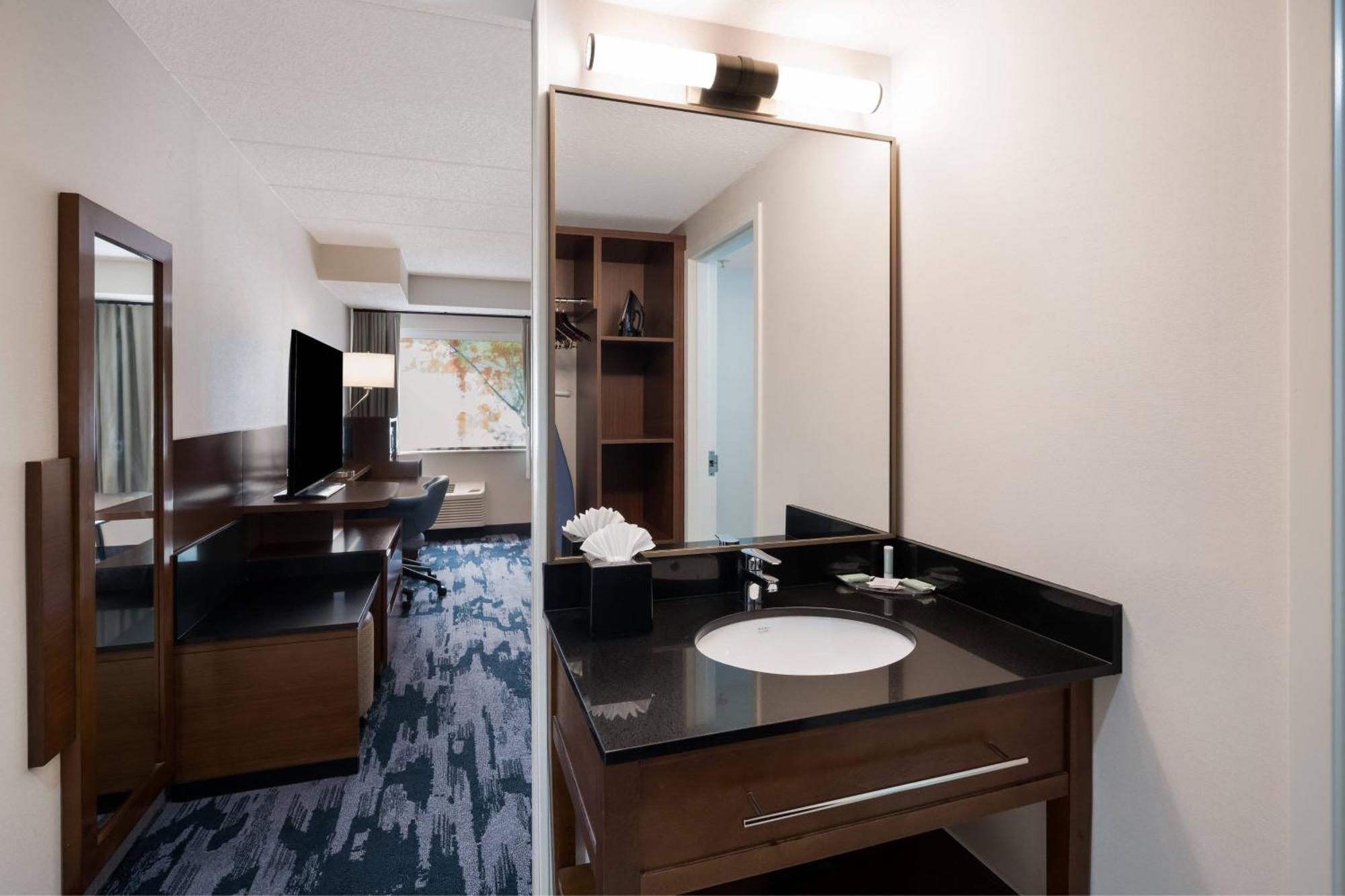 Fairfield Inn By Marriott Amesbury Bagian luar foto