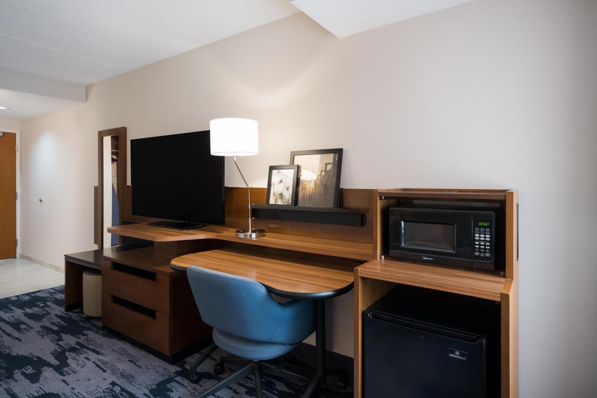 Fairfield Inn By Marriott Amesbury Bagian luar foto